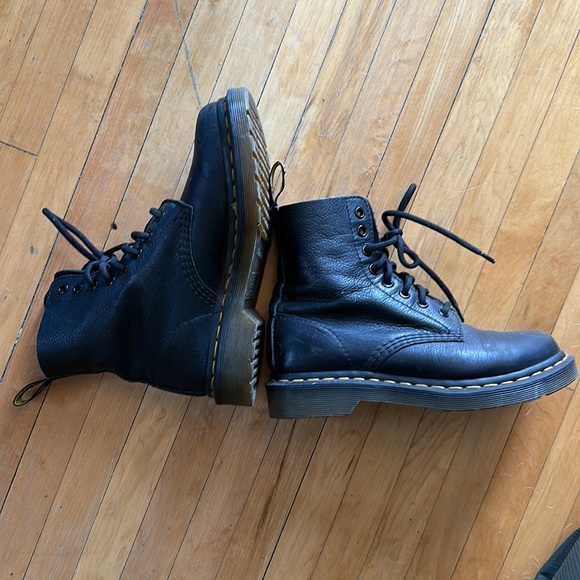 Dr. Martens 1460 Pascal boots - Picture 3 of 5
